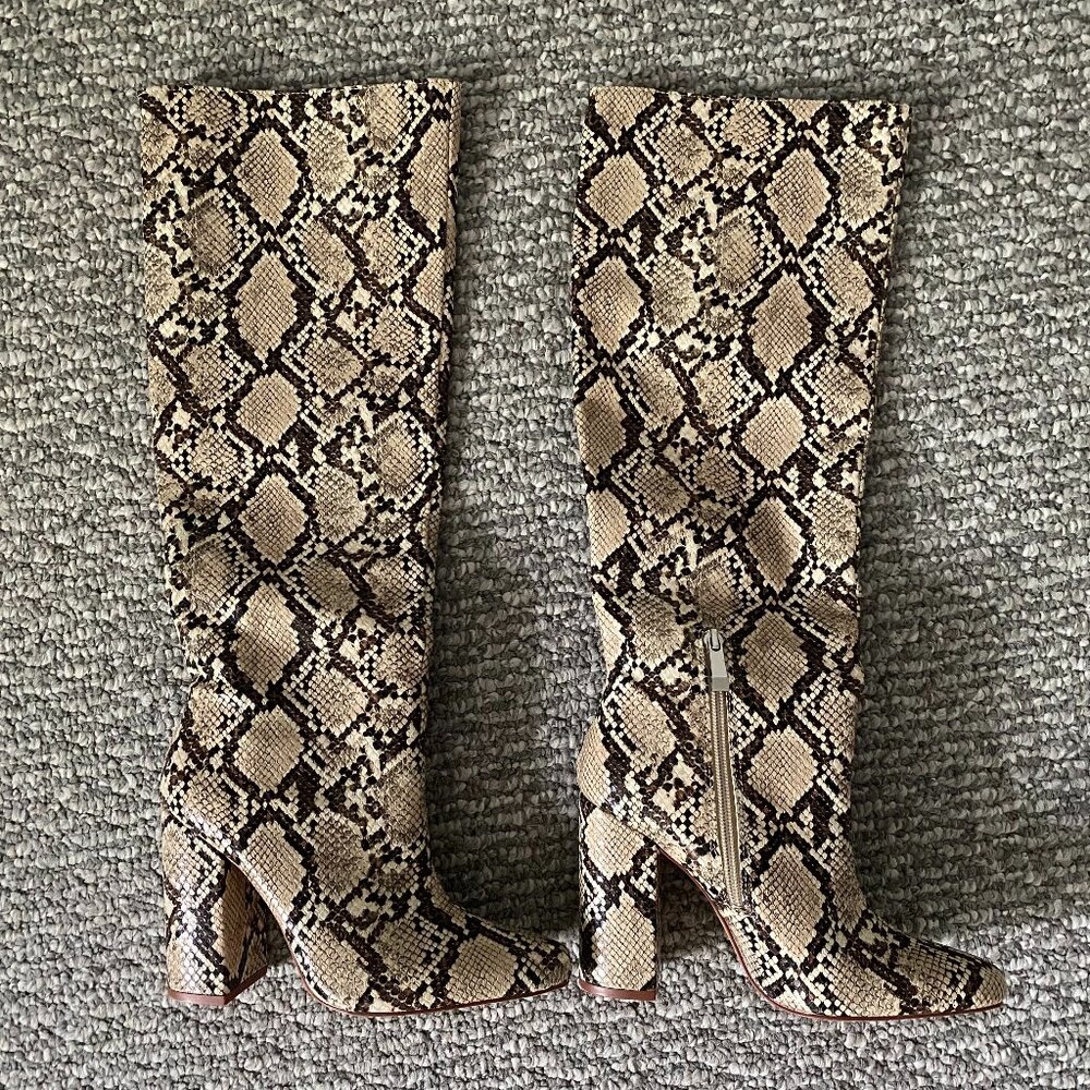 Zara snakeskin heeled boots- size 37/6-6.5- worn once